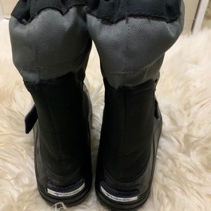 Boys Columbia snow ❄️ boots